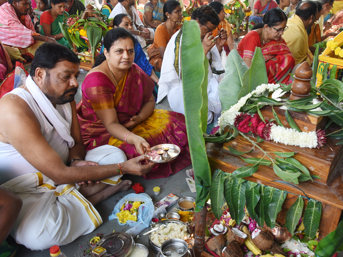 Karthika Pournami Celebrations AP AND TELANGANA Photo Gallery - Sakshi33