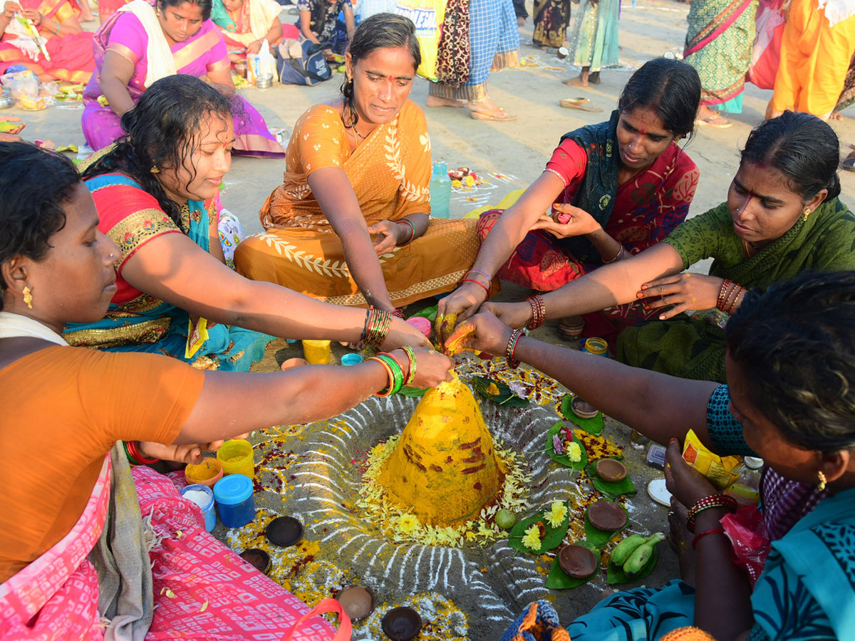 Karthika Pournami Celebrations AP AND TELANGANA Photo Gallery - Sakshi43