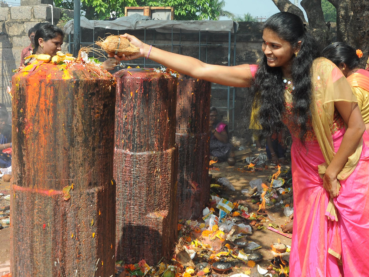 Karthika Pournami Celebrations AP AND TELANGANA Photo Gallery - Sakshi46