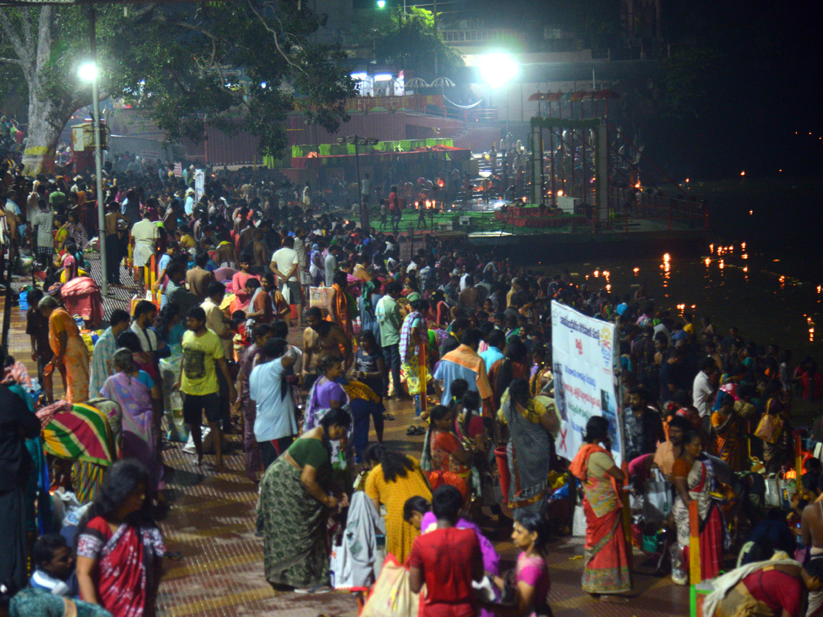 Kartik Purnima Festival in Rajahmundry Photo Gallery - Sakshi15