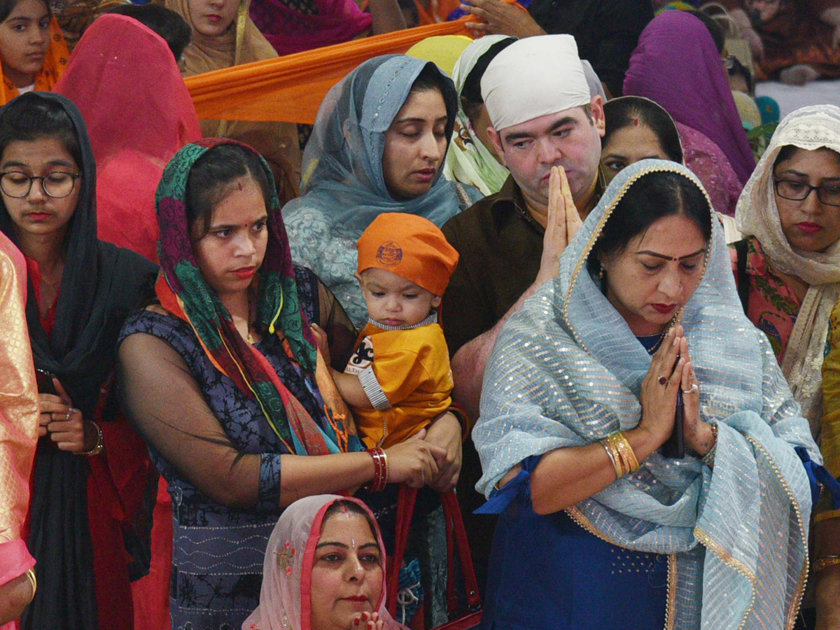 KTR Participating in Guru Nanak Jayanti Celebrations Photo Gallery - Sakshi18