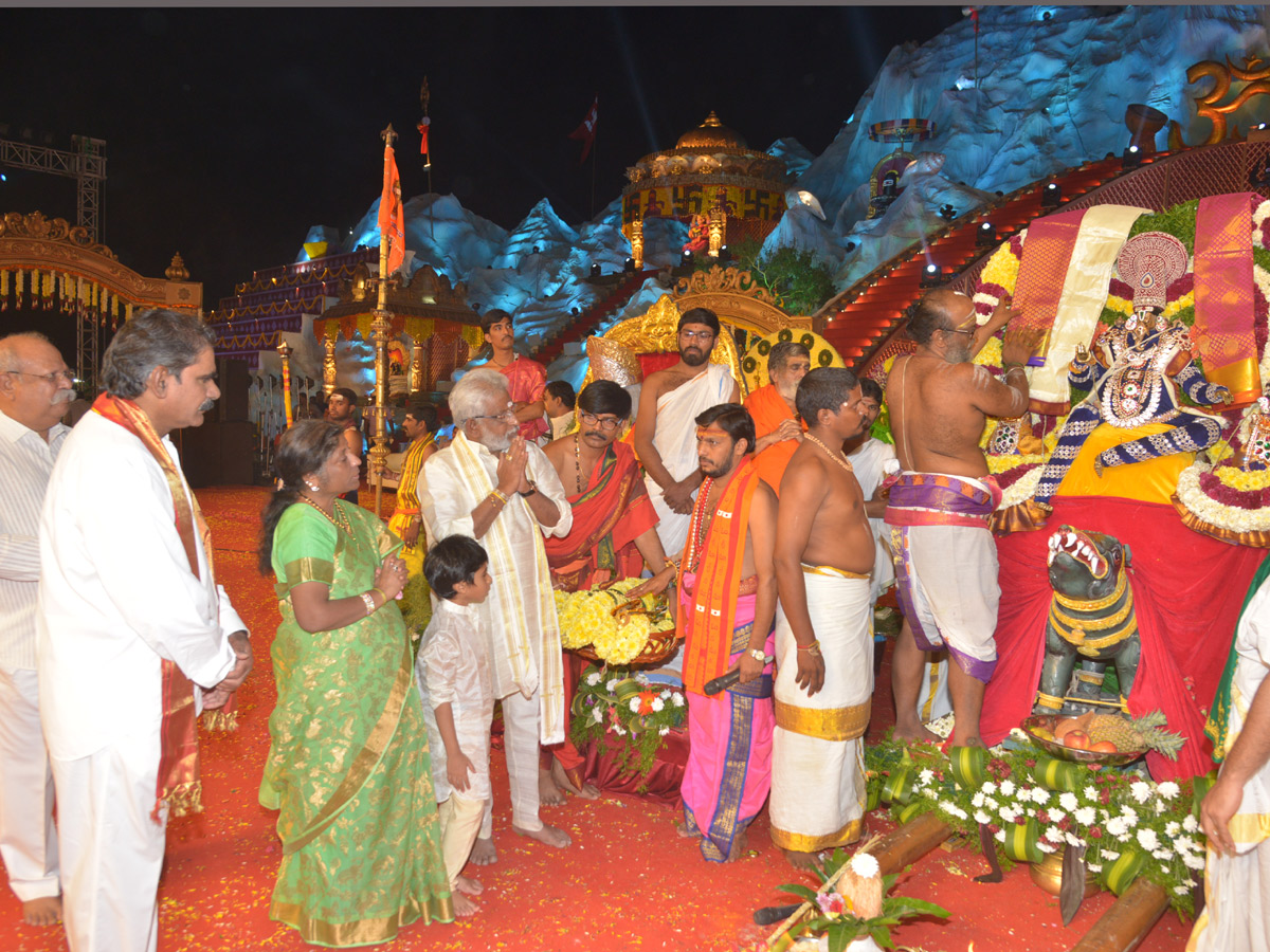 Koti Deepotsavam 2019 in Hyderabad Ntr Stadium Photo Gallery - Sakshi17