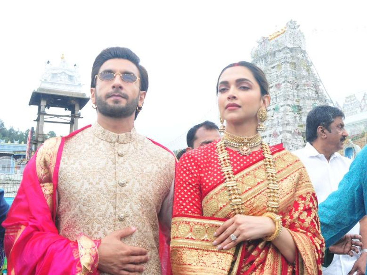 Ranveer Singh Deepika Padukone Visits Tirumala Photo Gallery - Sakshi9