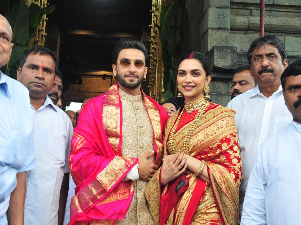 Ranveer Singh Deepika Padukone Visits Tirumala Photo Gallery - Sakshi6