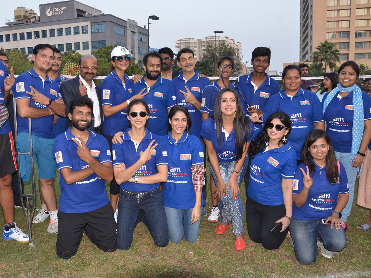 Stars Show Support for Para Athletes in Hyderabad Photo Gallery - Sakshi12