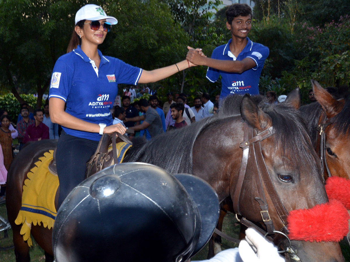 Stars Show Support for Para Athletes in Hyderabad Photo Gallery - Sakshi13