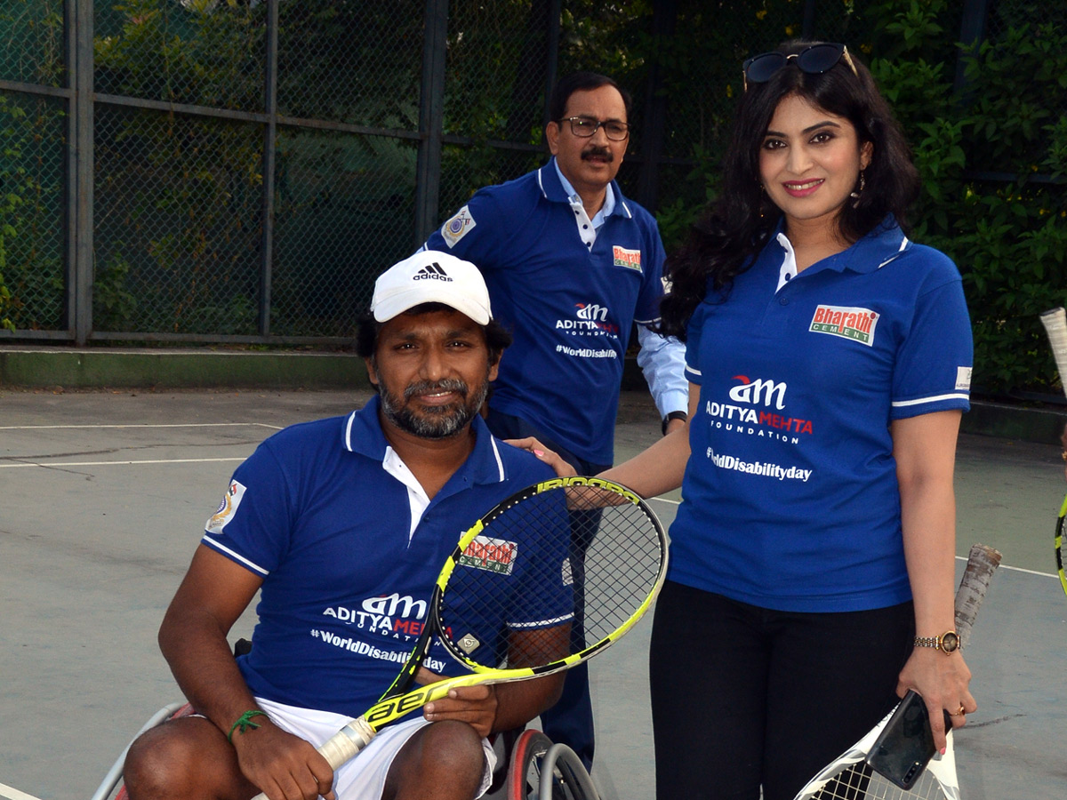 Stars Show Support for Para Athletes in Hyderabad Photo Gallery - Sakshi20