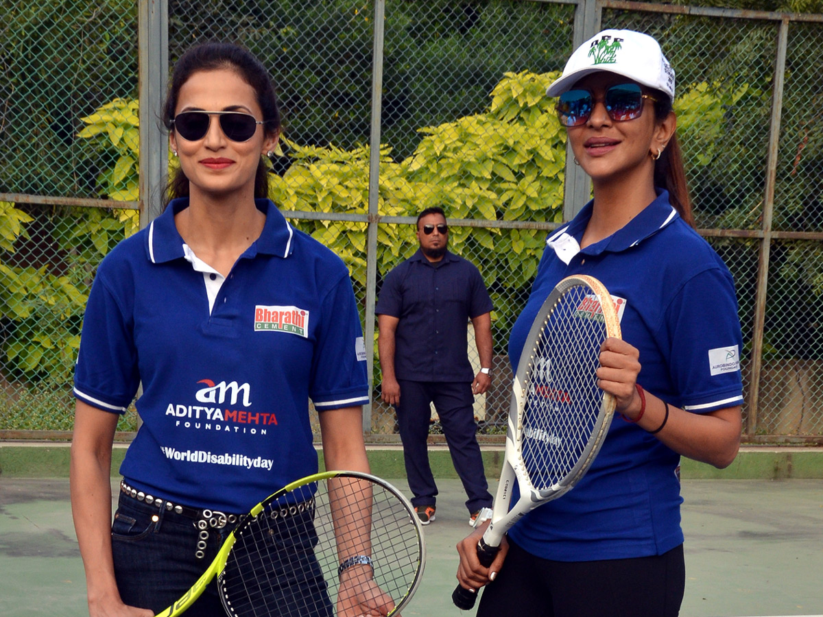 Stars Show Support for Para Athletes in Hyderabad Photo Gallery - Sakshi3
