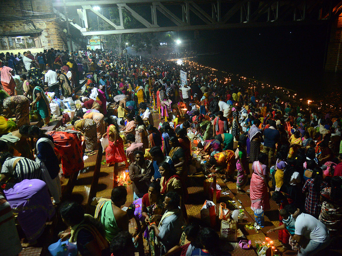 Karthika Masam Celebrations End Today Photo Gallery - Sakshi15