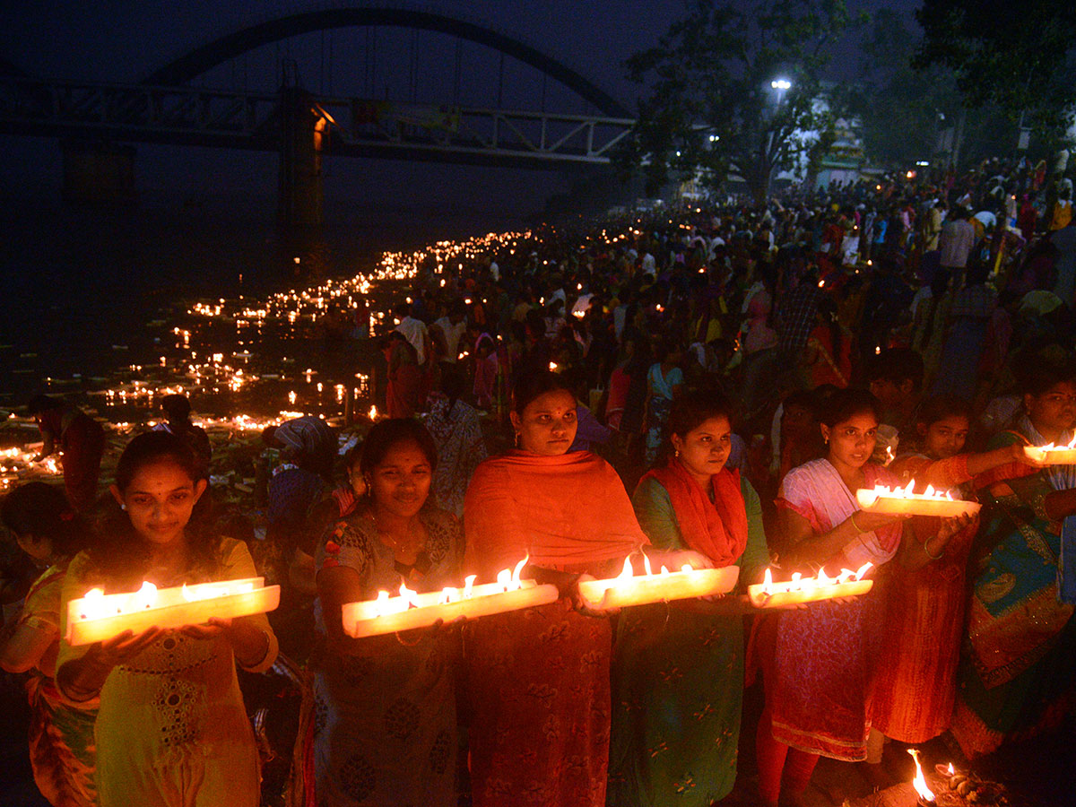 Karthika Masam Celebrations End Today Photo Gallery - Sakshi40