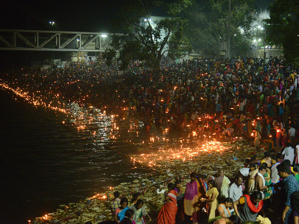 Karthika Masam Celebrations End Today Photo Gallery - Sakshi41