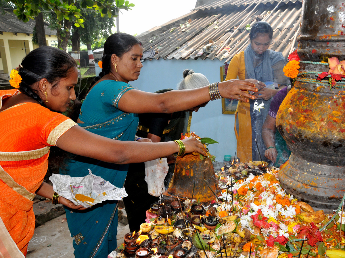 Karthika Masam Celebrations Photo Gallery - Sakshi25