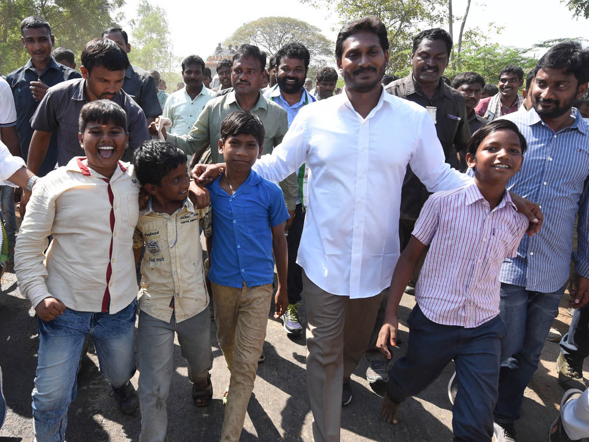 YS Jagan Praja Sankalpa Yatra Best Photo Gallery - Sakshi14