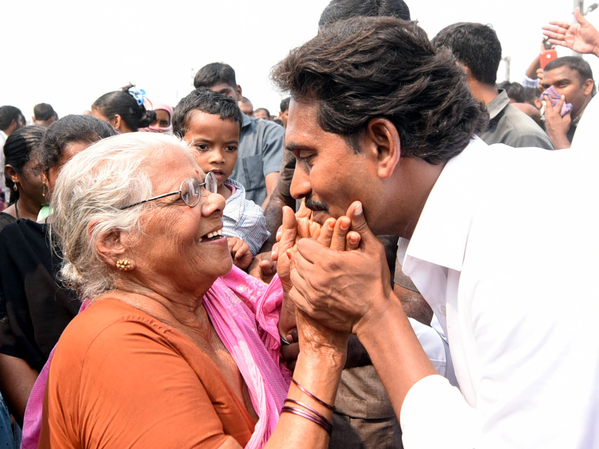 YS Jagan Praja Sankalpa Yatra Best Photo Gallery - Sakshi29