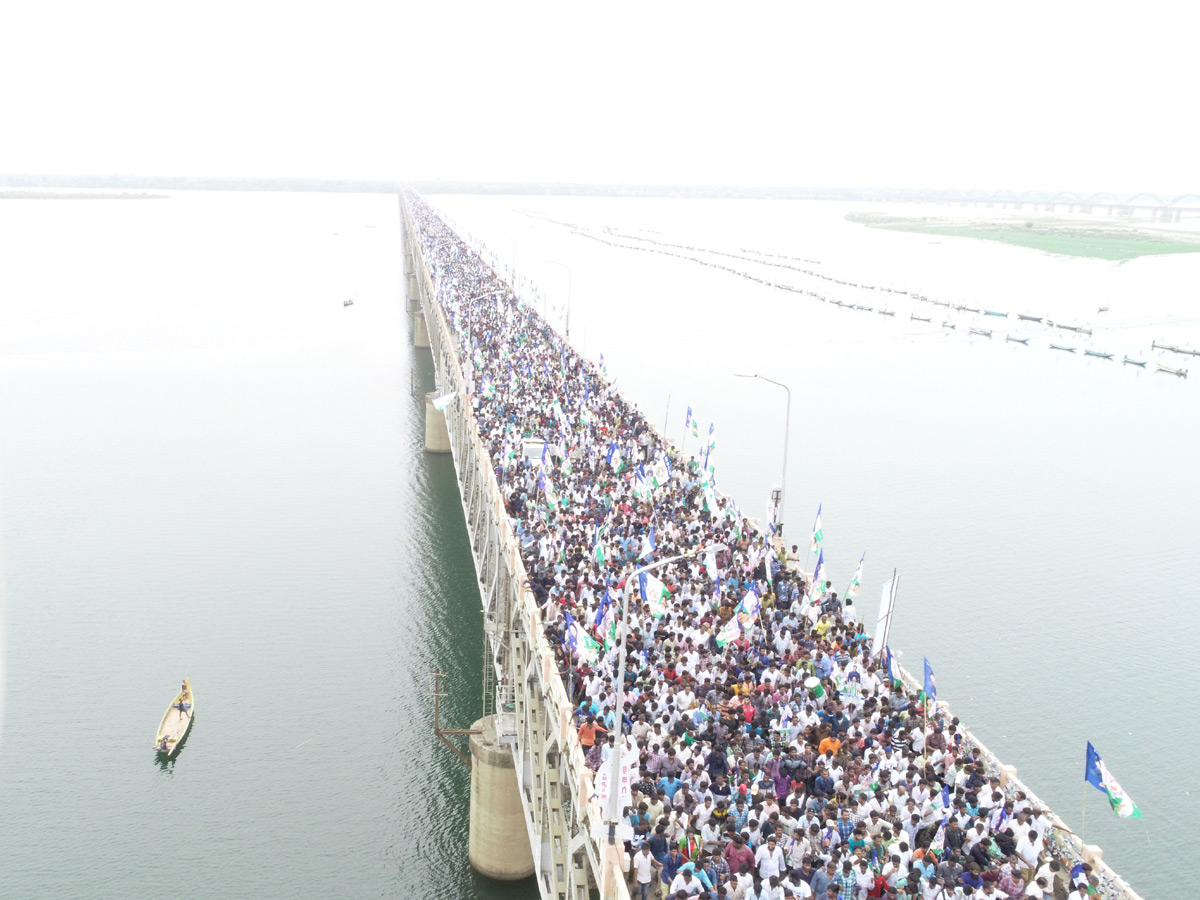 YS Jagan Praja Sankalpa Yatra Best Photo Gallery - Sakshi31