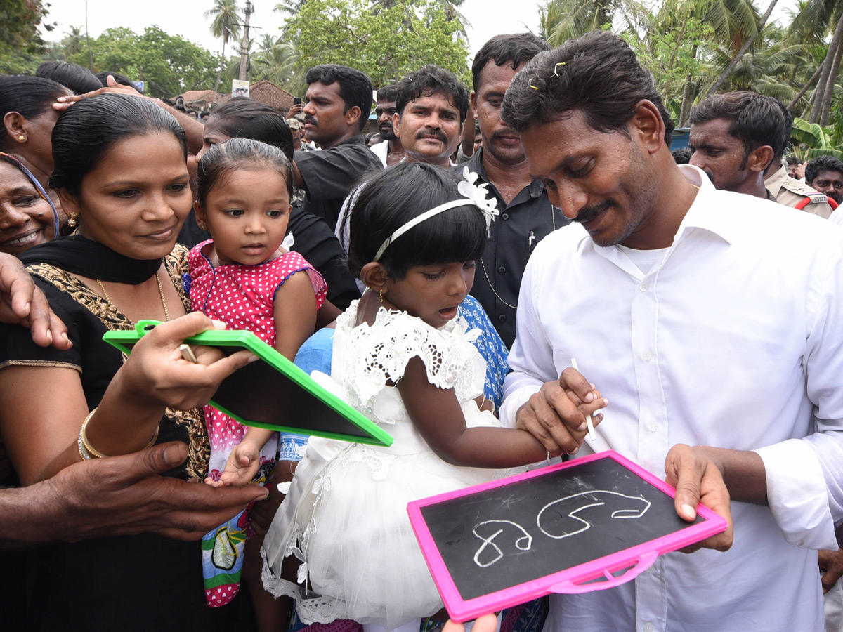 YS Jagan Praja Sankalpa Yatra Best Photo Gallery - Sakshi44