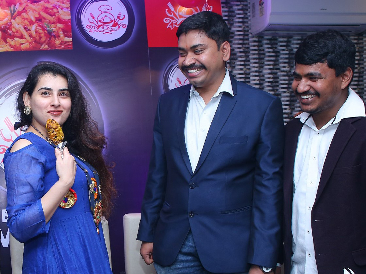 Actress Archana And Madhu Shalini Inaugurates Bahar Biryani Cafe Photo Gallery - Sakshi11