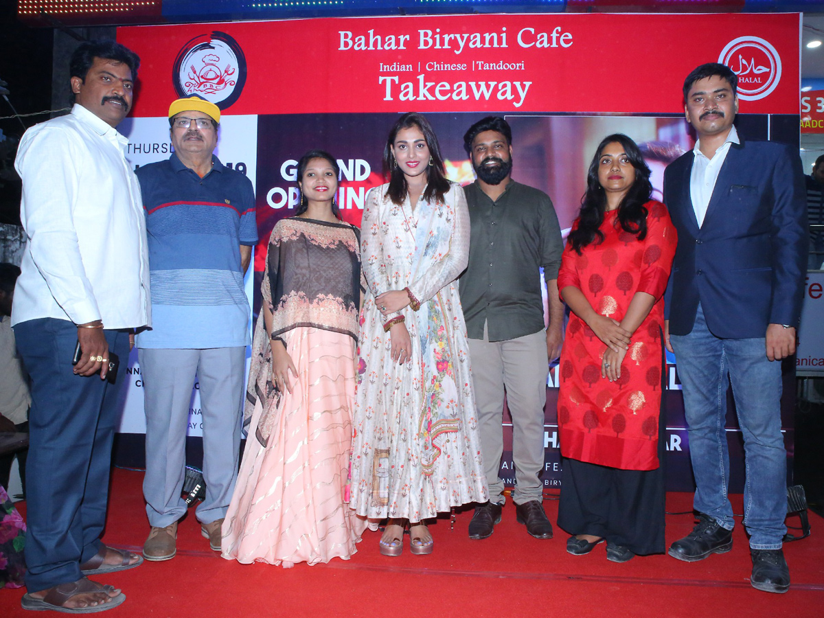 Actress Archana And Madhu Shalini Inaugurates Bahar Biryani Cafe Photo Gallery - Sakshi8