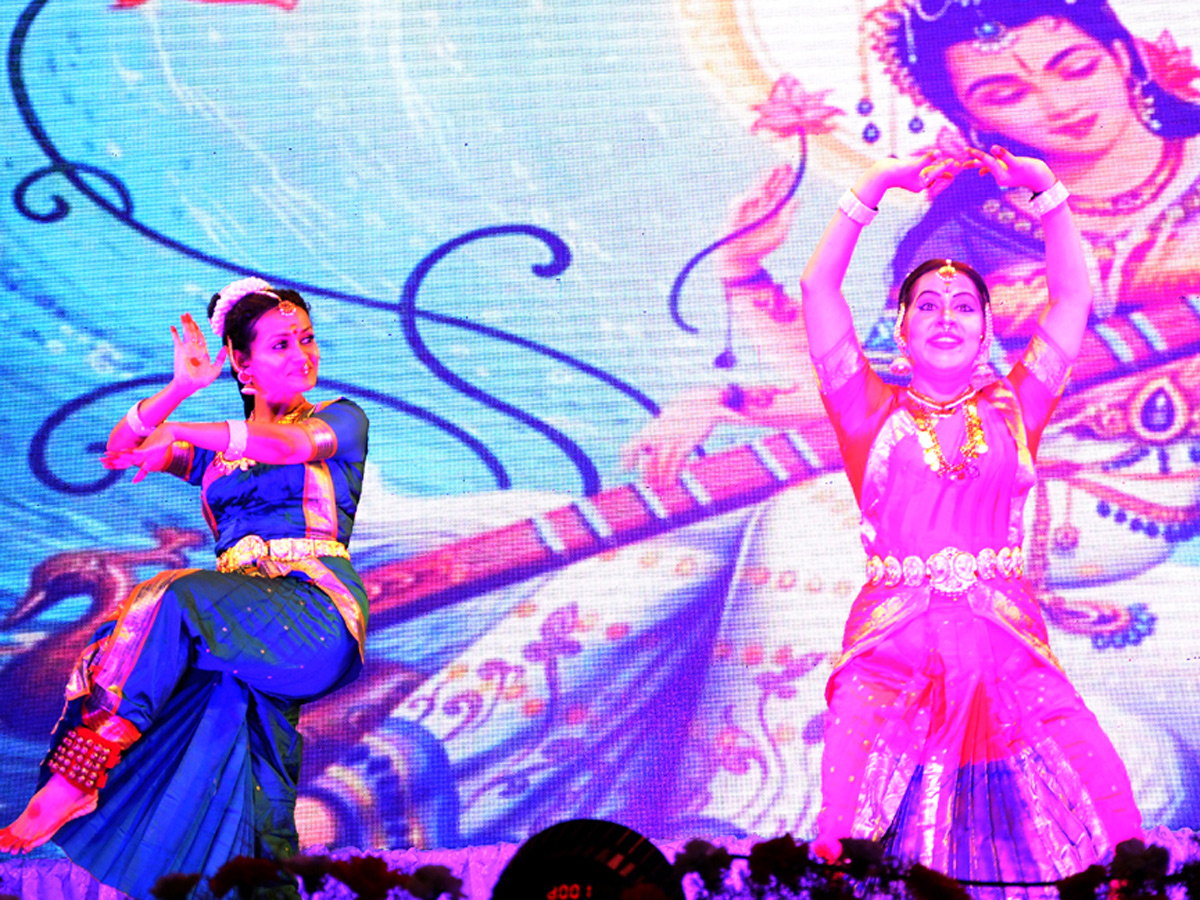 Brahma Kumaris Bathukamma Grand Celebrations in Gachibowli Stadium - Sakshi11