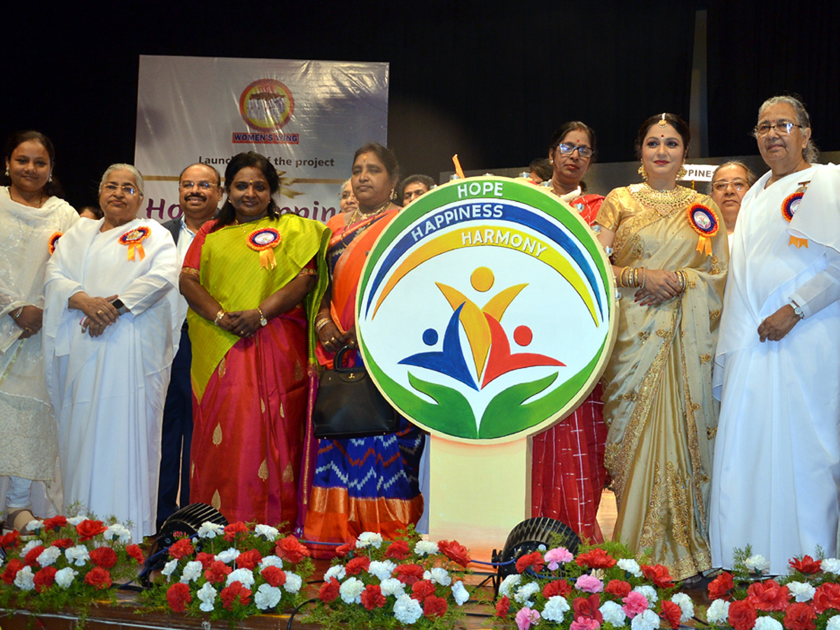 Brahma Kumaris Bathukamma Grand Celebrations in Gachibowli Stadium - Sakshi2