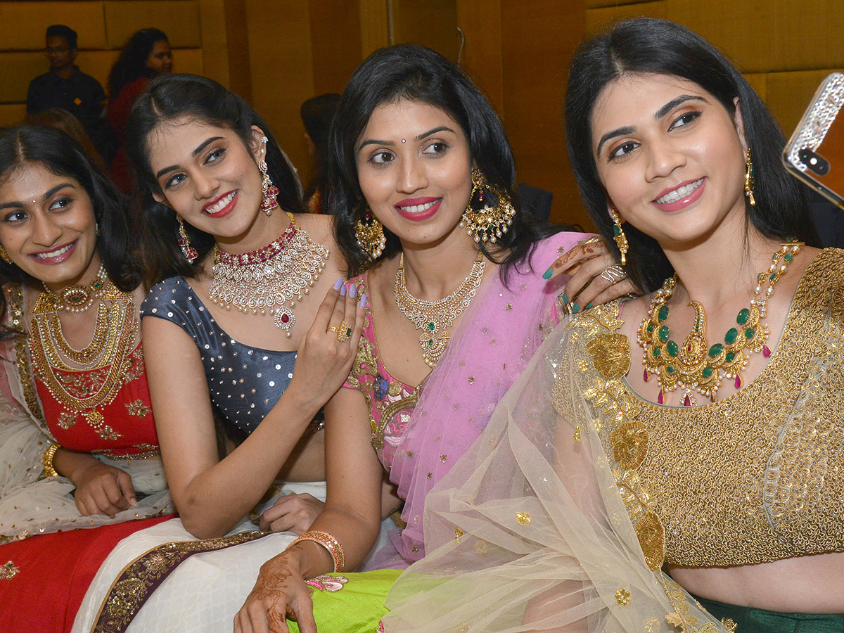 Curtain Raiser of UE The Jewellery Expo at Hotel Marigold Photo Gallery - Sakshi7