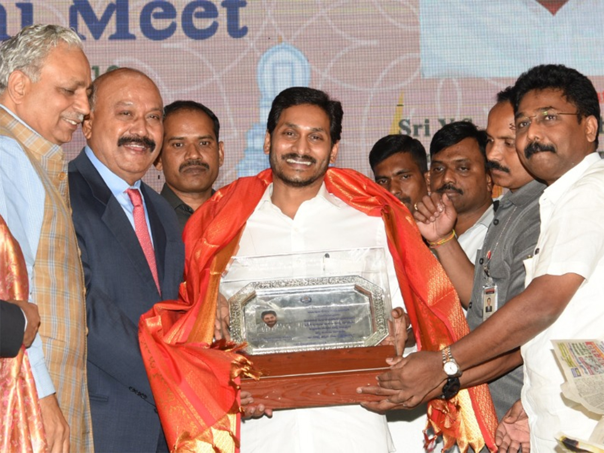 CM Ys Jagan Speech Andhra University Alumni Meet Photo Gallery - Sakshi12