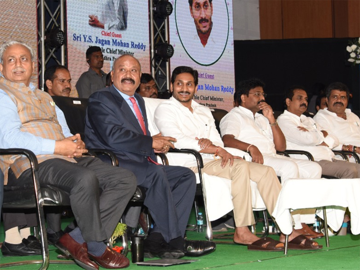 CM Ys Jagan Speech Andhra University Alumni Meet Photo Gallery - Sakshi27