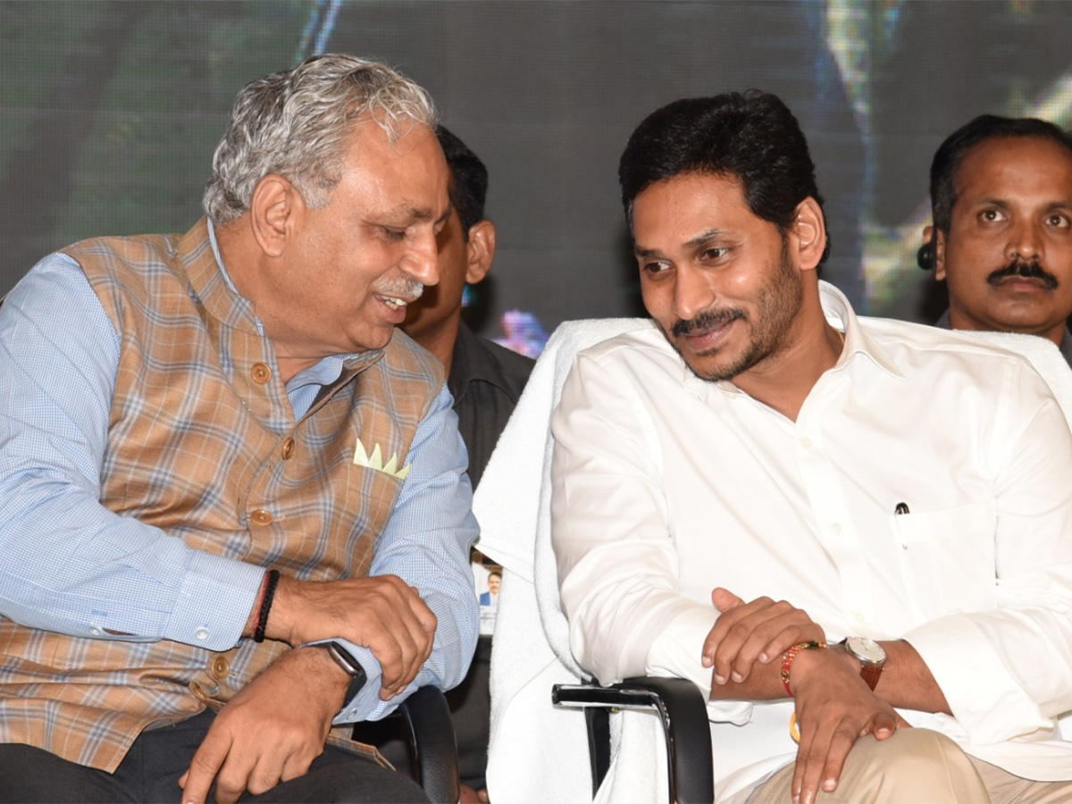 CM Ys Jagan Speech Andhra University Alumni Meet Photo Gallery - Sakshi6