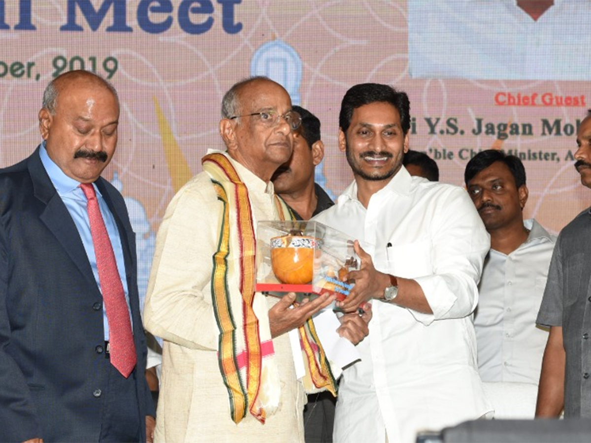 CM Ys Jagan Speech Andhra University Alumni Meet Photo Gallery - Sakshi10