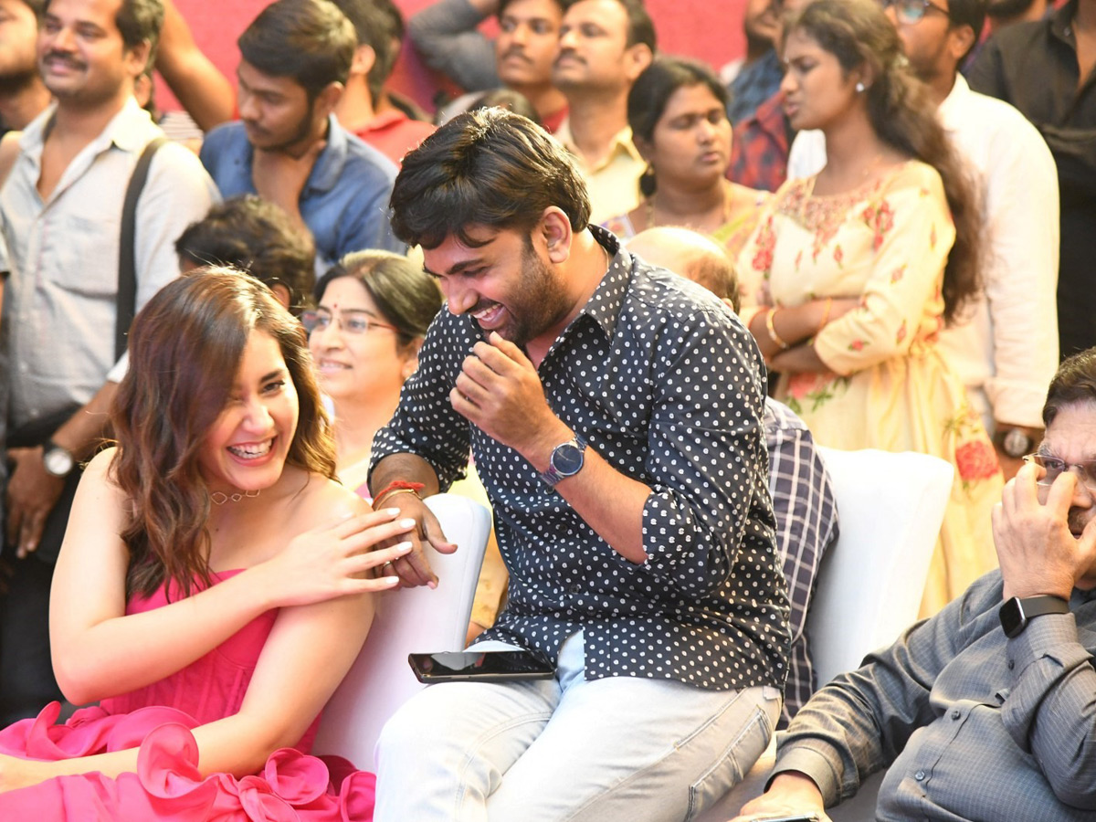 Prati Roju Pandaage Pre Release Function Photo Gallery - Sakshi12