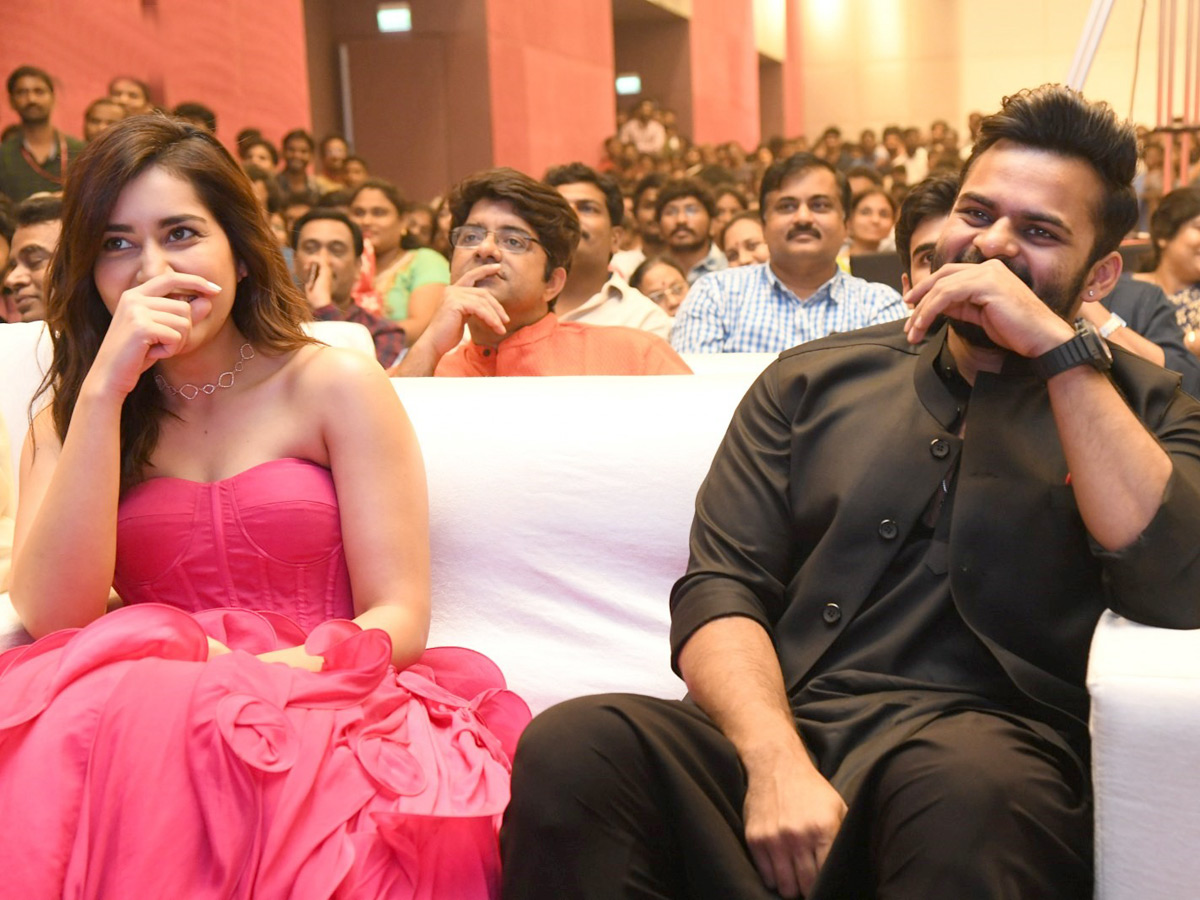 Prati Roju Pandaage Pre Release Function Photo Gallery - Sakshi19