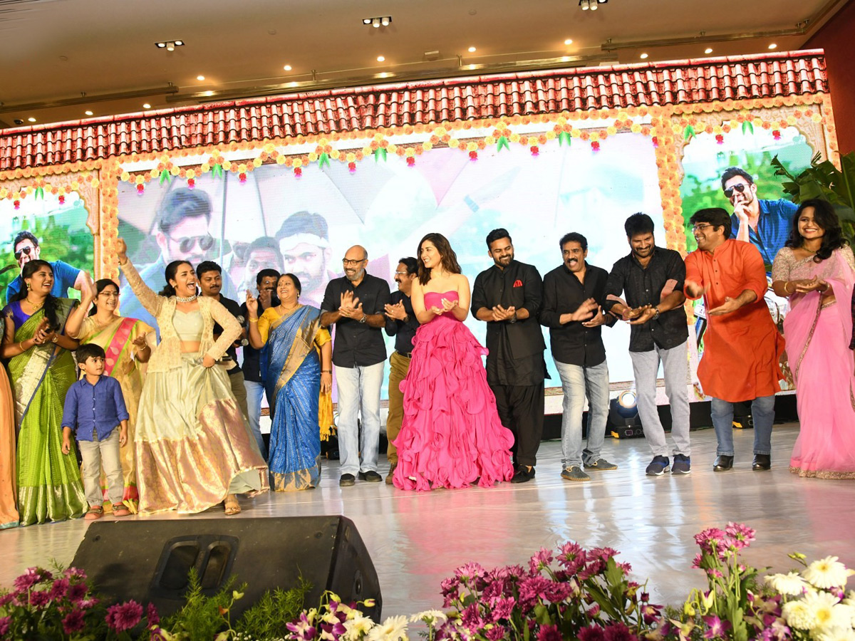 Prati Roju Pandaage Pre Release Function Photo Gallery - Sakshi1