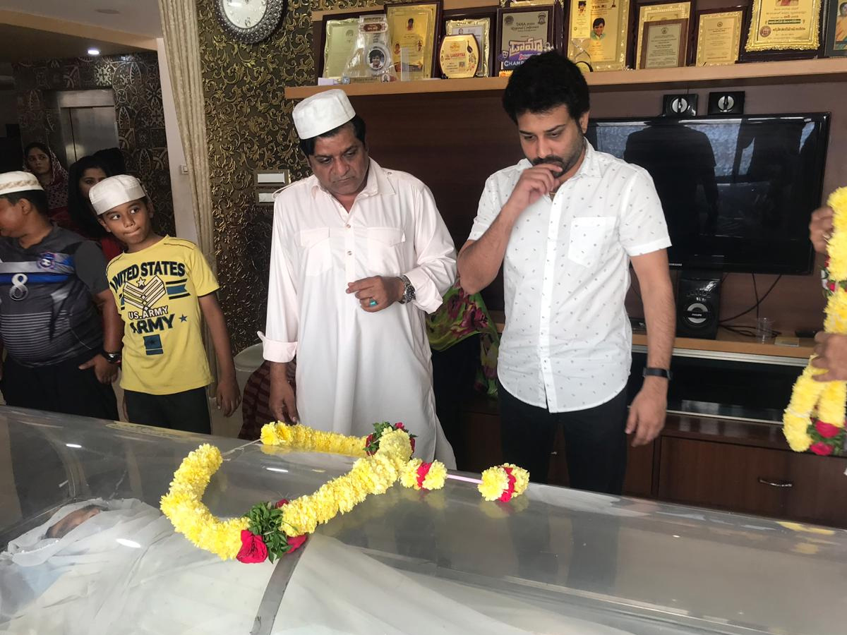 Comedian Ali mother Mohammad Zebeda passes away - Sakshi10
