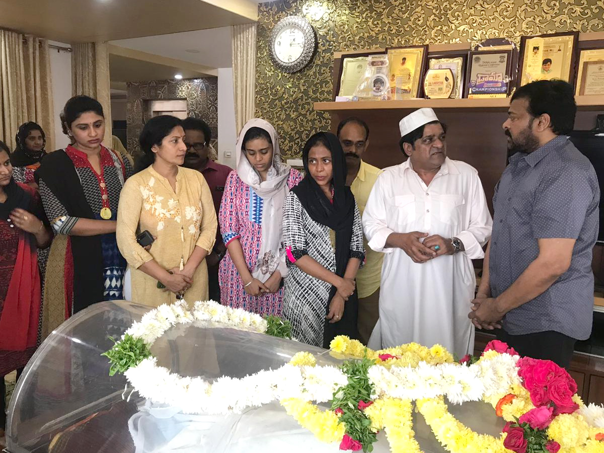 Comedian Ali mother Mohammad Zebeda passes away - Sakshi19