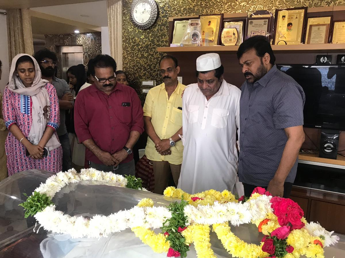 Comedian Ali mother Mohammad Zebeda passes away - Sakshi7