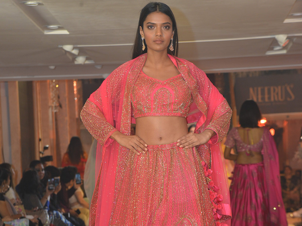 Neerus Hosts The Winter Fashion Show Sonam Kapoor Photo Gallery - Sakshi14