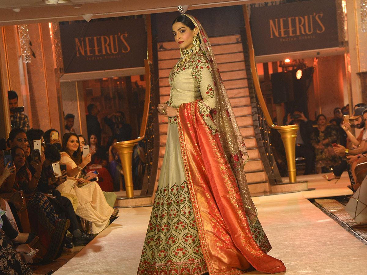 Neerus Hosts The Winter Fashion Show Sonam Kapoor Photo Gallery - Sakshi2