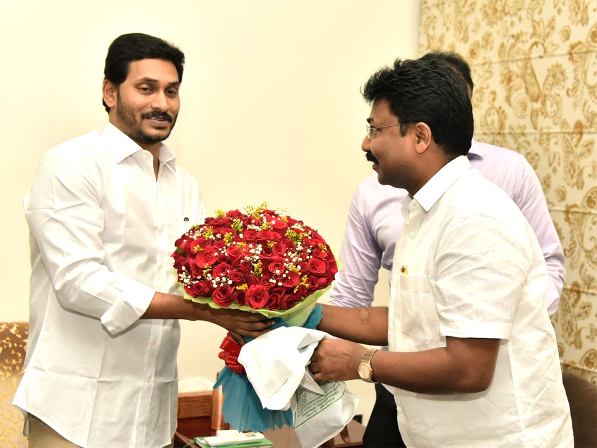 Andhra Pradesh CM YS Jagan Mohan Reddy Birthday Celebrations Photo Gallery - Sakshi11