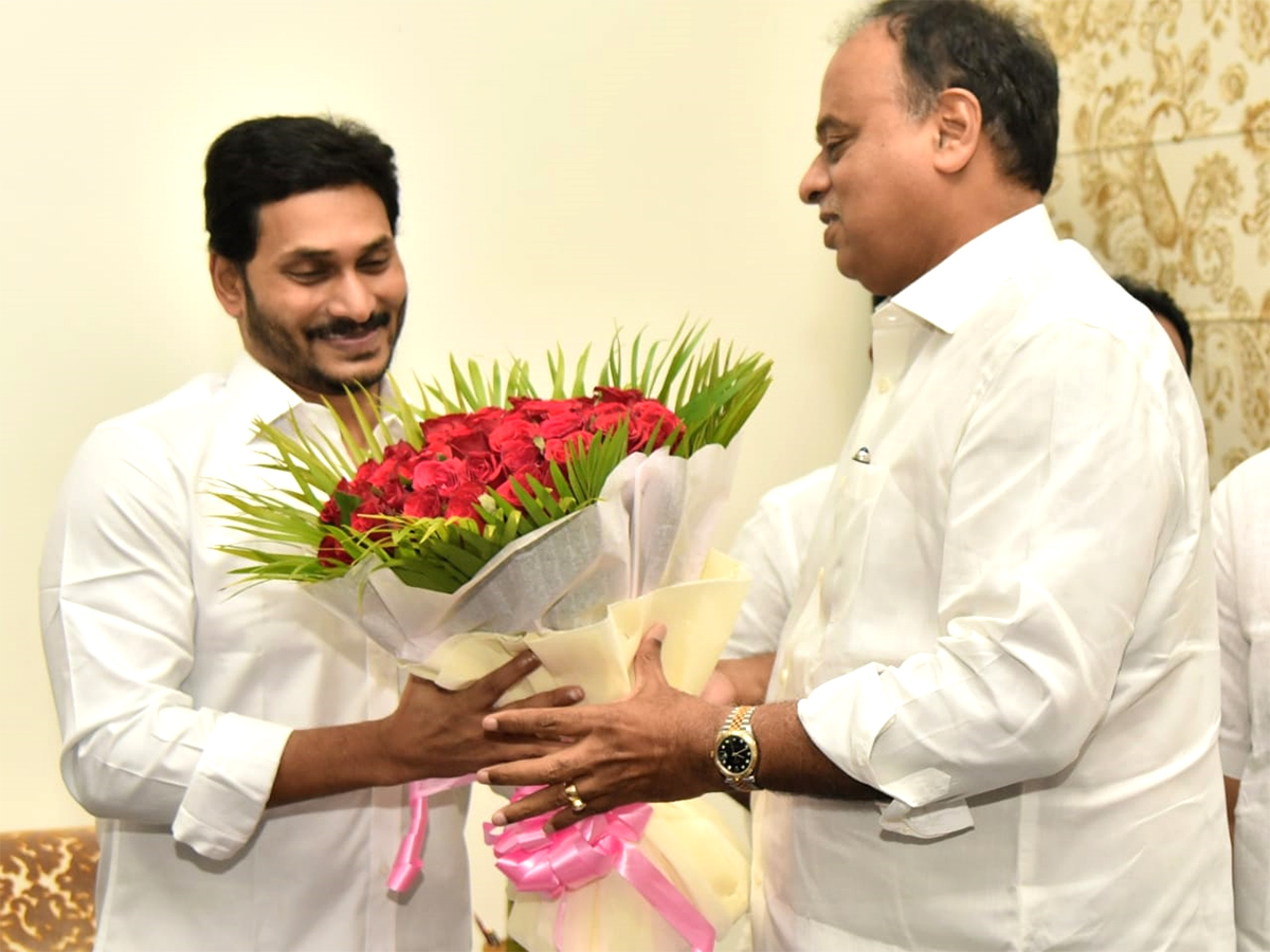 Andhra Pradesh CM YS Jagan Mohan Reddy Birthday Celebrations Photo Gallery - Sakshi16