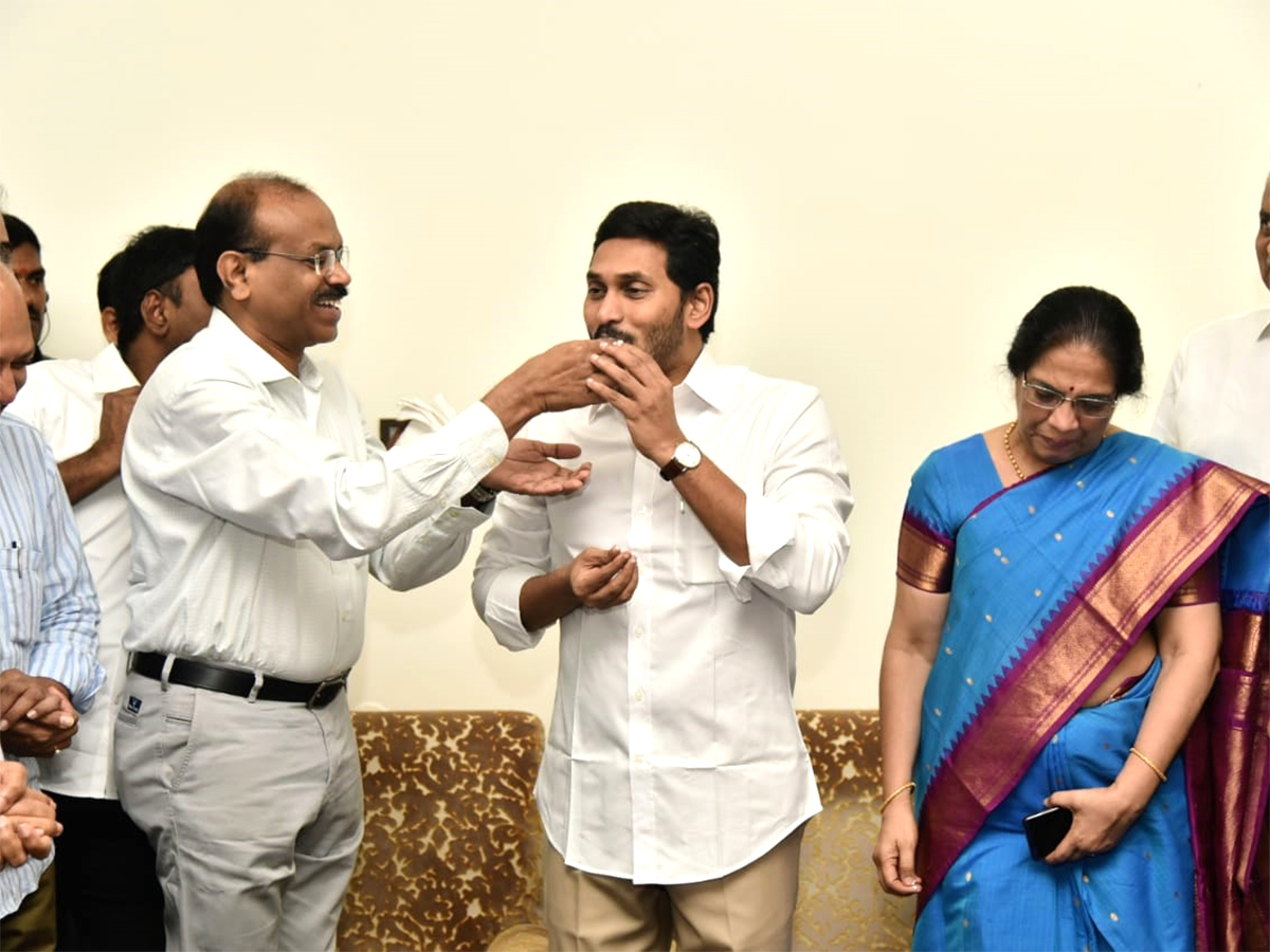 Andhra Pradesh CM YS Jagan Mohan Reddy Birthday Celebrations Photo Gallery - Sakshi4