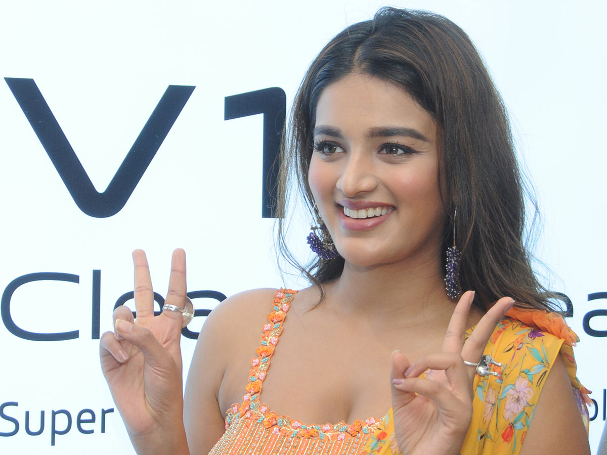 Happi Mobiles Launching in Ongole By Nidhhi Agerwal Photo Gallery - Sakshi17