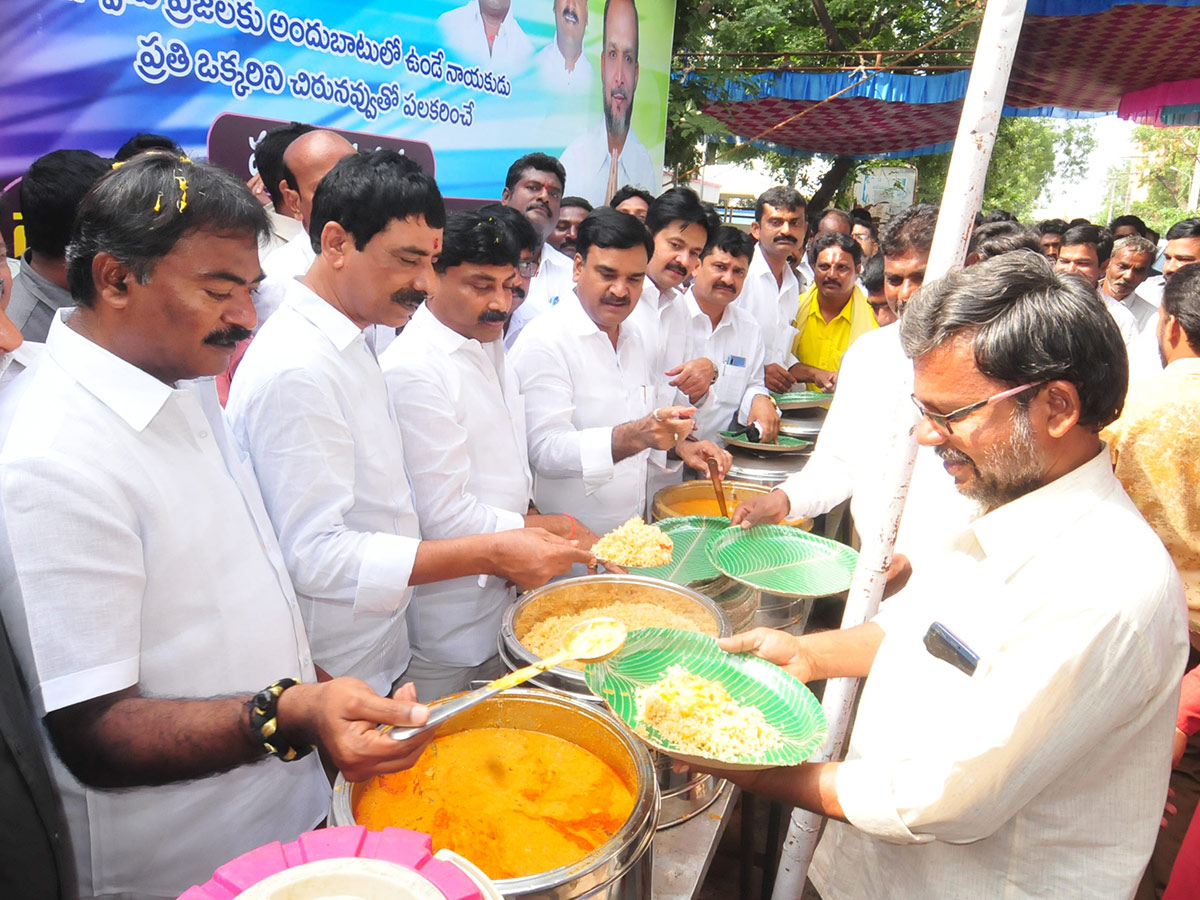 YS Jagan Mohan Reddy Birthday Celebration in AP Photo Gallery - Sakshi12