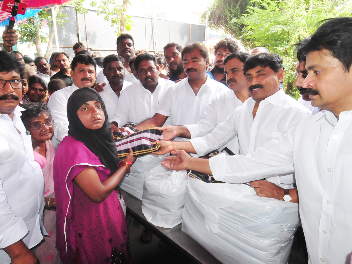 YS Jagan Mohan Reddy Birthday Celebration in AP Photo Gallery - Sakshi13