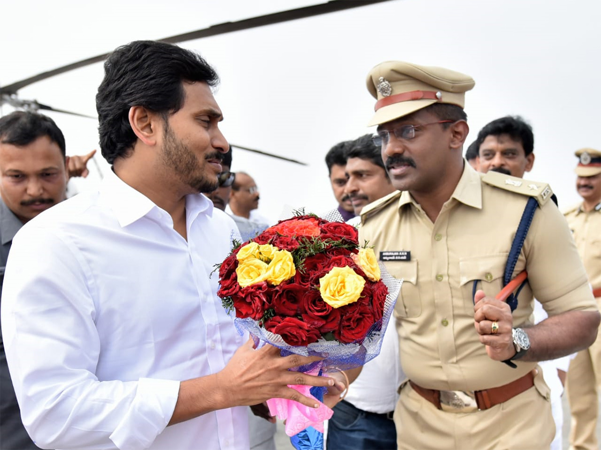 YS Jagan Laid Foundation Stone Steel Plant In Kadapa Photo Gallery - Sakshi18