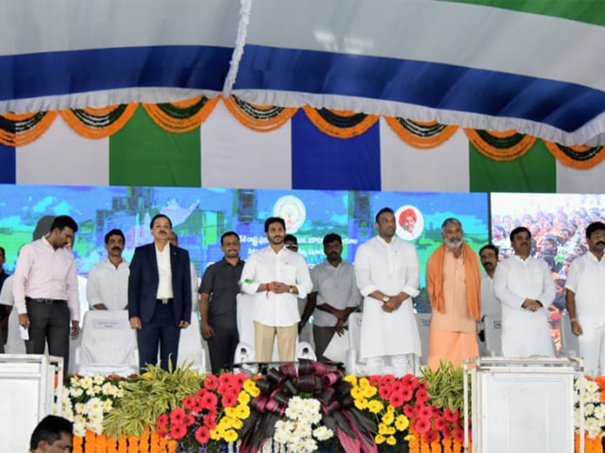 YS Jagan Laid Foundation Stone Steel Plant In Kadapa Photo Gallery - Sakshi4