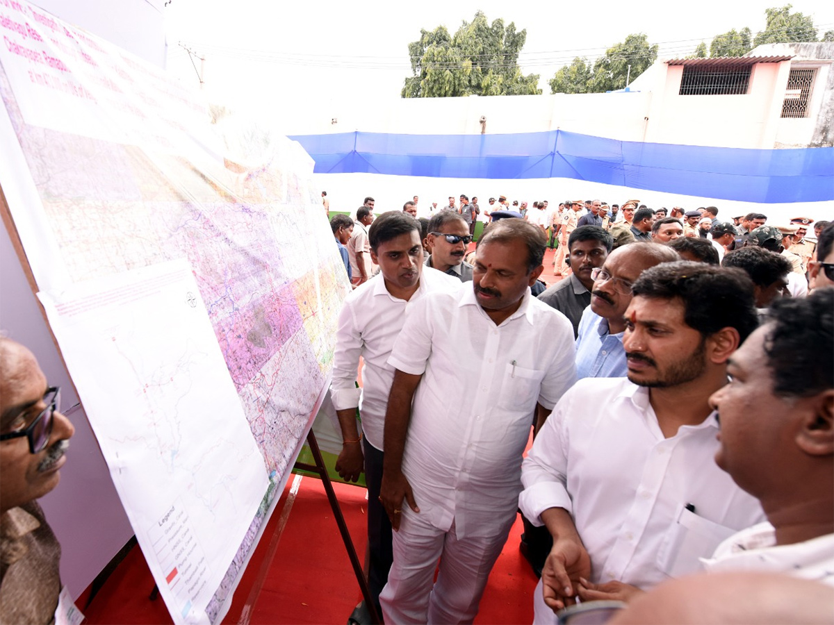 AP CM YS jagan Speech Rayachoti Public Meeting Photo Gallery - Sakshi20