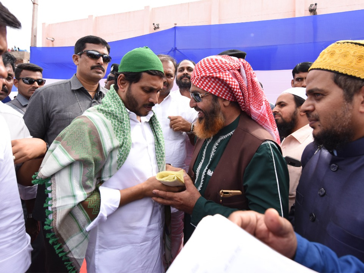 AP CM YS jagan Speech Rayachoti Public Meeting Photo Gallery - Sakshi7