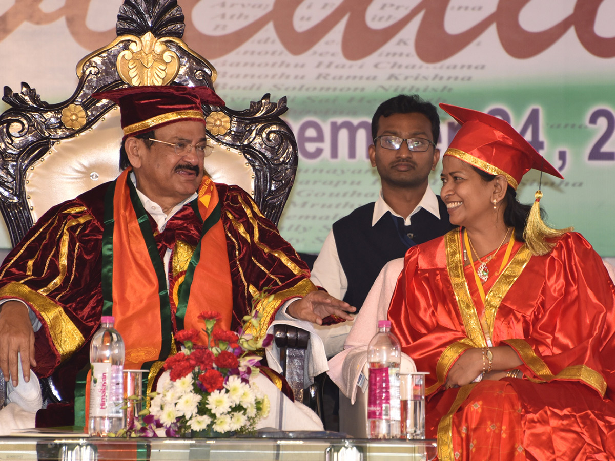 Venkaiah Naidu Participates Nit Convocation West Godavari Photo Gallery - Sakshi12