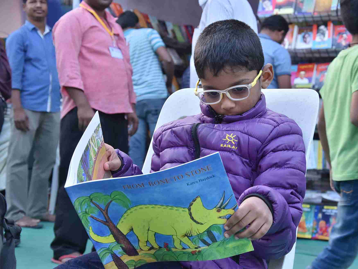 book fair hyderabad 2019 Photo Gallery - Sakshi9