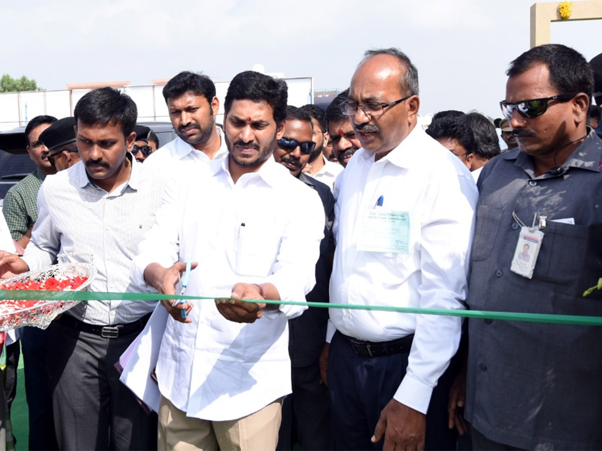 ys Jagan Inaugurates ysr Sports Complex Pulivendula Photo Gallery - Sakshi1